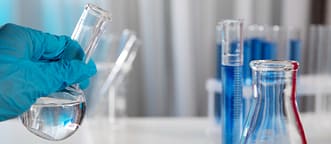 Analise de material que contêm carbono e, geralmente, hidrogênio, além de outros elementos como oxigênio, nitrogênio, enxofre, fósforo e halogênios.