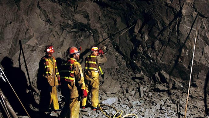 2208 – Treinamento de Reciclagem Periódica Para Trabalhadores em Mineração